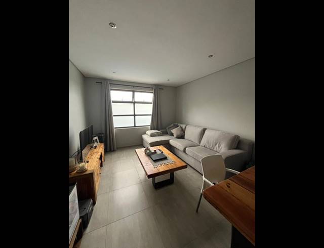 2 BEDROOM PROPERTY TO RENT IN MENLO PARK